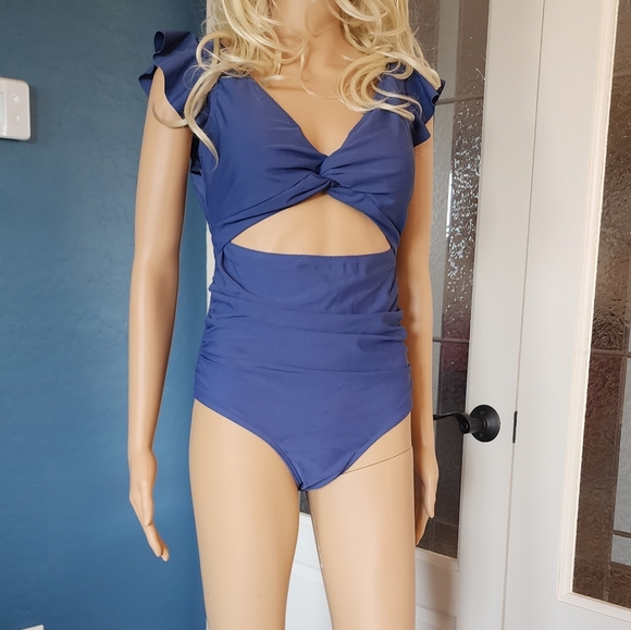 Cupshe Other - CUPSHE BATHING SUIT SZ M